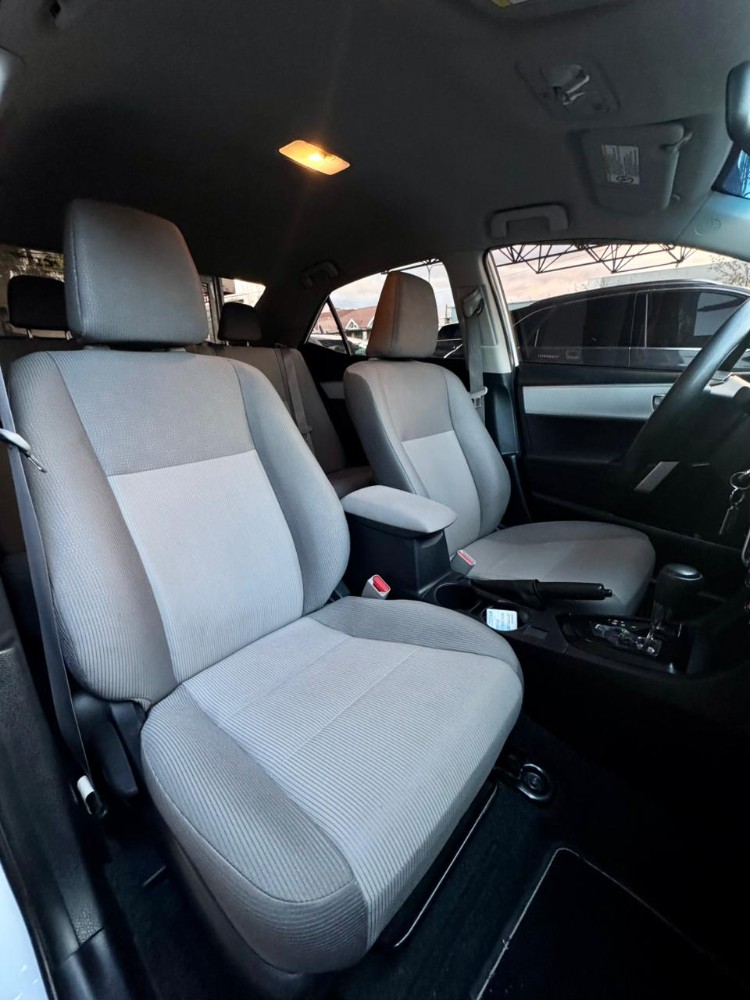 Toyota Corolla XLi CVT — foto 15